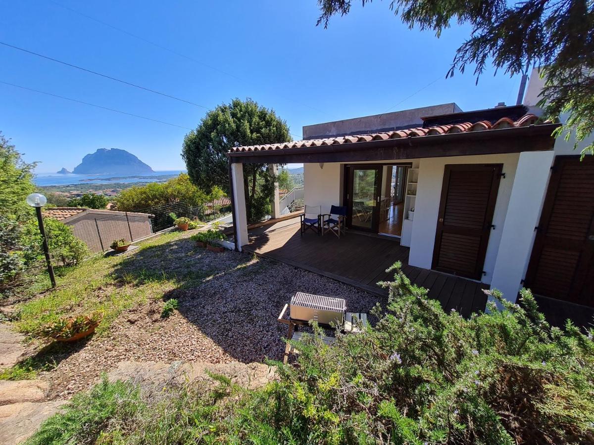 Holiday Homes Porto San Paolo  Exterior photo